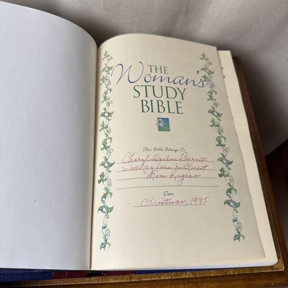 The Woman's Study Bible NJKV, 1995, Thomas Nelson Hardcover Dust Jacket‎ - Picture 5 of 9